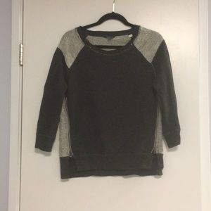 2/$8❗️American Eagle Outfitters | Sweatshirt